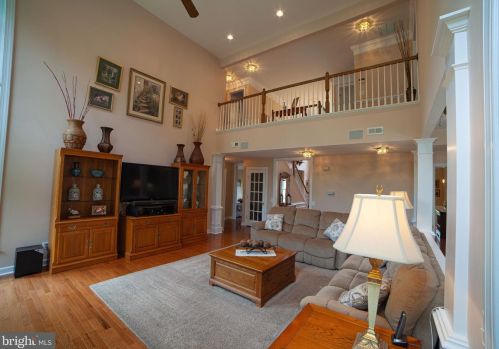 17 Maple Ln, Glen Mills PA  19342-2250 exterior