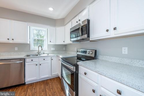 7216 Hearthside Trl, Fredericksburg VA  22407-7478 exterior
