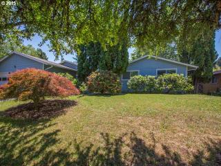 13900 Hazel St, Beaverton, OR 97005-3733