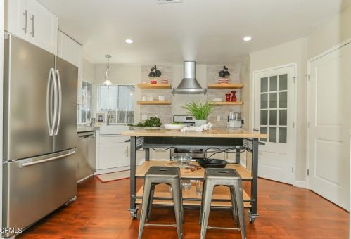 3554 El Caminito, Glendale CA 91214-1714 exterior