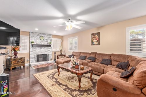 4019 Charlotte Dr, Glendale AZ  85310-3212 exterior