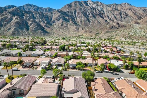 53360 Avenida Juarez, La Quinta CA  92253-3495 exterior
