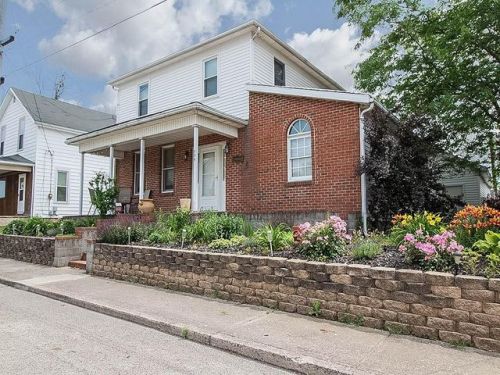 304 Roth St, Botkins, OH 45306-2533