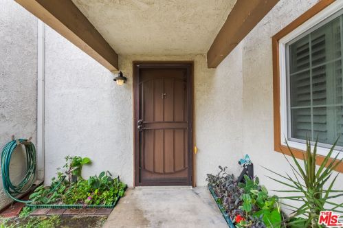 990 Citron St, Anaheim, CA 92805-1709