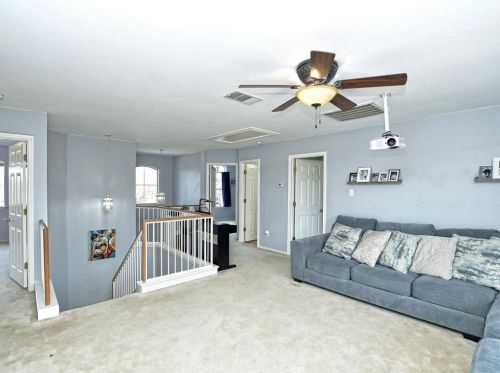 10208 Beard Ave, Austin TX 78748-3956 exterior