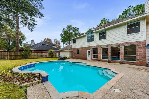 15910 Camillia Trl, Tomball, TX 77377-8532