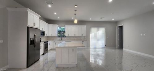 3466 30th Ave, Naples FL  34117-0078 exterior