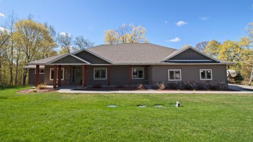 2410 40th St, Sartell, MN 56377-2426
