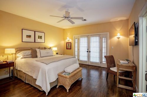 1 Cotswold Ln, Victoria TX 77904-1675 exterior