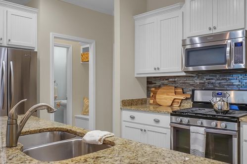 2061 Kings Gate Ln, Mount Pleasant SC  29466-8162 exterior