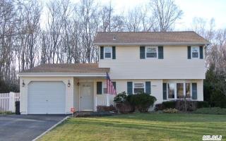 32 Butterfield Dr, Greenlawn, NY 11740-2012
