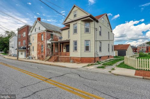 107 High St, Hanover, PA 17331-2909