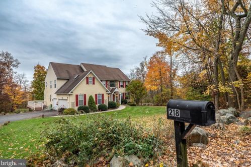 218 Meng Rd, Collegeville, PA 19473-1722