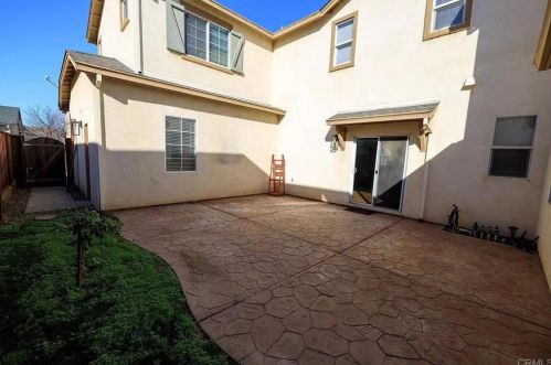 4237 Ivory Ln, Turlock CA  95382-7430 exterior