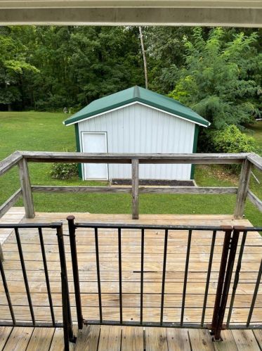 135 Greystone Dr, Fairfax OH  45133-1537 exterior