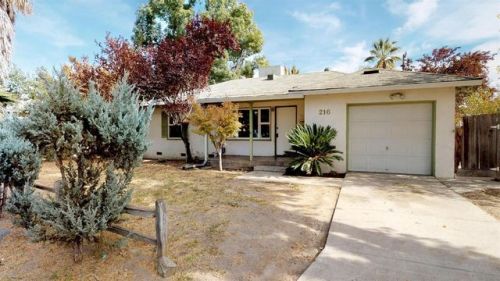 216 Trask Ln, Modesto, CA 95354-3149