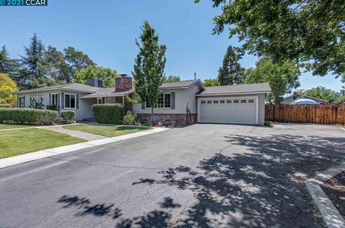 983 Honister Ln, Concord, CA 94518-3337