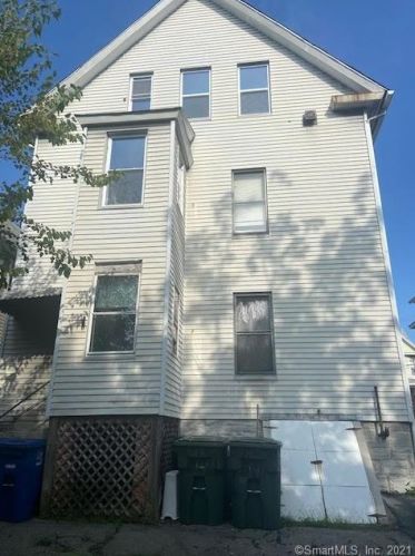 115 Bell St, Bridgeport CT  06610-2761 exterior