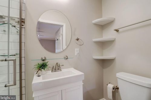 807 Cornell St, Fredericksburg VA  22401-4716 exterior