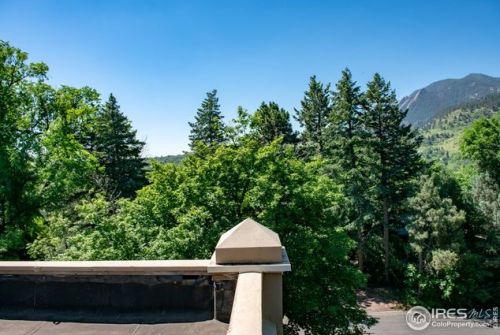 541 Spruce St, Boulder CO 80302-5017 exterior