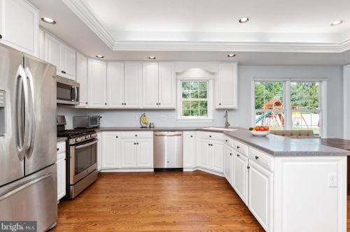 5915 Westover Dr, Navy Sup Dpt PA  17050-6871 exterior