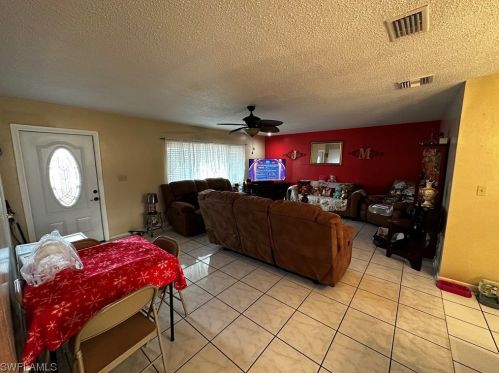 1535 Medford Pl, Lehigh Acres FL  33936-5945 exterior