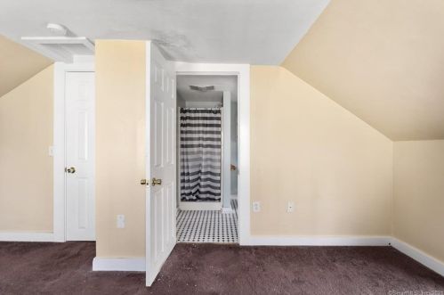 35 Market St, Putnam CT  06260-1719 exterior