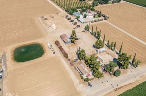 15414 Cuda Dr, Bakersfield CA  93307-9279 exterior