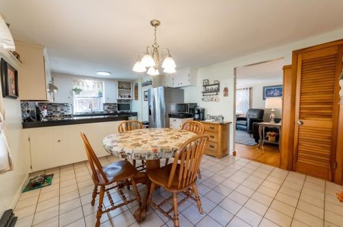 68 Brookside Ave, North Providence RI  02911-1538 exterior