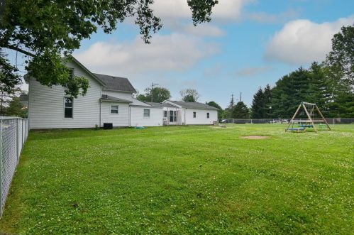 194 4th St, New Harmony, OH 45176-1101