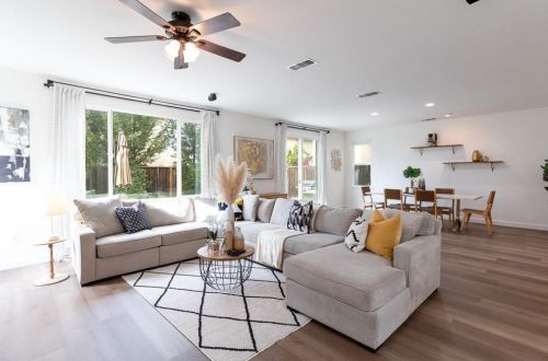 241 Cilantro Ct, Morgan Hill, CA 95037-2544