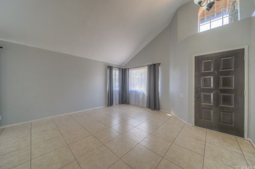 39918 Amberley Cir, Temecula CA 92591-7010 exterior