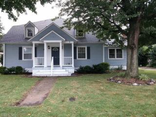 2857 Wesley Rd, Chesapeake, VA 23323-2011
