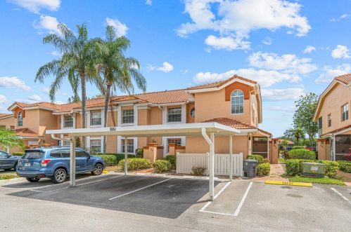 9951 Seacrest Cir, Boynton Beach, FL 33437-3830