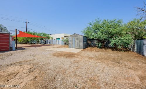 842 21st St, Tucson AZ  85745-3034 exterior