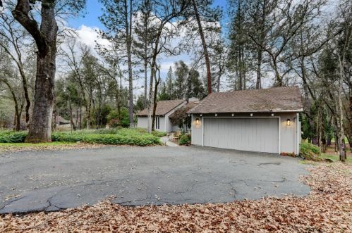 19007 Chickadee Ct, Lake Wildwood CA  95946-9644 exterior