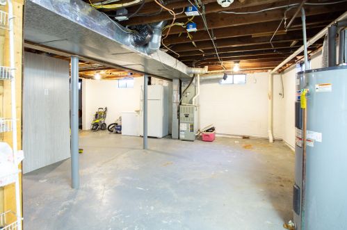 10328 Sunset Dr, Florence KY  41042-3348 exterior