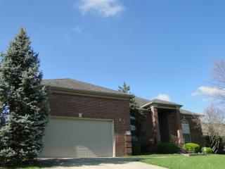 2204 Lovell Ct, Lexington, KY 40513-1943