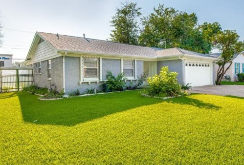 705 Cottonwood Dr, Richardson, TX 75080-4715