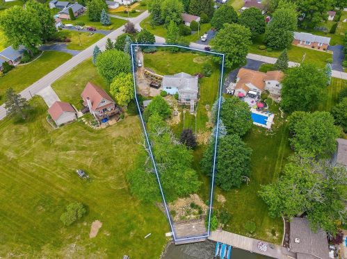 2285 Pawnee Dr, London, OH 43140-9018