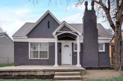 3712 College Ave, Fort Worth, TX 76110-5132
