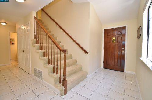 35 Boulder Creek Ct, Danville, CA 94526-4352
