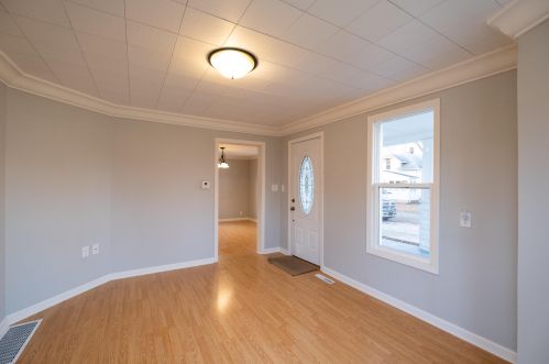 100 Maplewood Ave, Mount Vernon OH  43050-3138 exterior