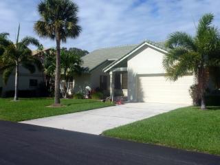 173 Inlets Blvd, Nokomis, FL 34275-4113