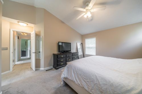 7026 Glade Ln, Florence KY  41042-4304 exterior