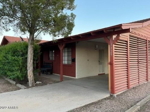 1129 10th St, Mesa, AZ 85201-3927