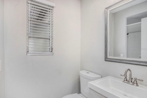 2406 Sunset Ln, Lutz FL  33549-8209 exterior