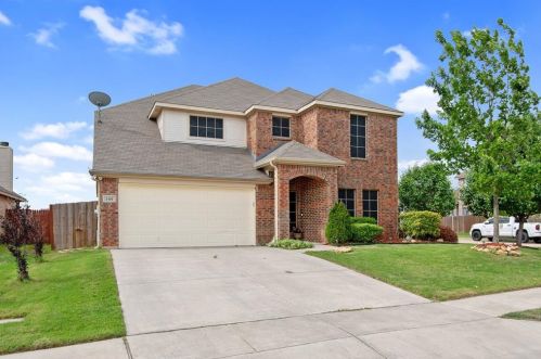 2400 Gutierrez Dr, Fort Worth, TX 76177-7259