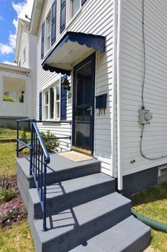 239 Mary St, Whitaker PA  15120-2624 exterior