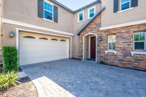 7993 Southpoint St, Chino CA  91708-7682 exterior